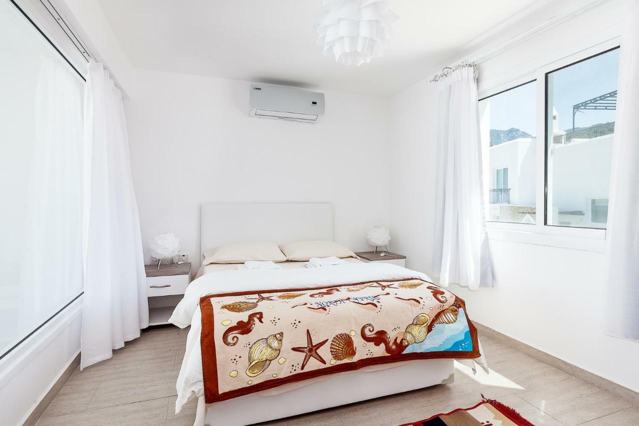Seaview Selvi Village Apt Vasilia Bagian luar foto